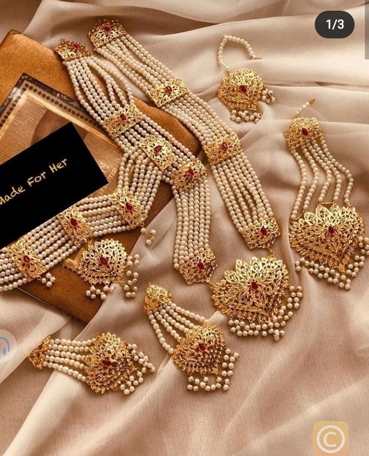Gold Plated Wedding Jewellery Austrian Diamond Necklace Combo For Women